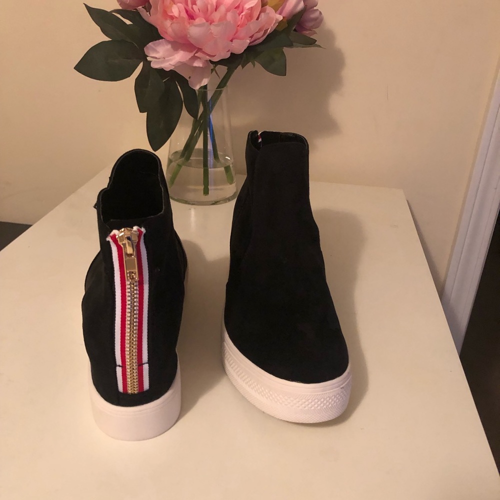 Steve Madden Wonderous Sneaker Wedge